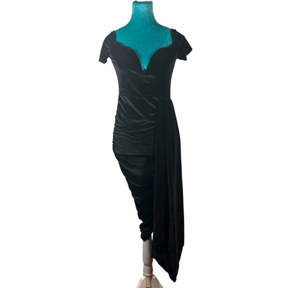 PrettyLittleThing Black Ruched Cocktail Asymmetrical Bodycon Dress | Size 4 - Picture 1 of 10